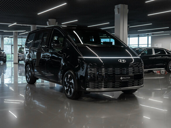 2026 Hyundai Staria I Рестайлинг, чёрный - вид 1