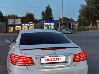 2013 Mercedes-Benz E-Класс 200 IV (W212, S212, C207) Рестайлинг, белый, 1920000 рублей, вид 5