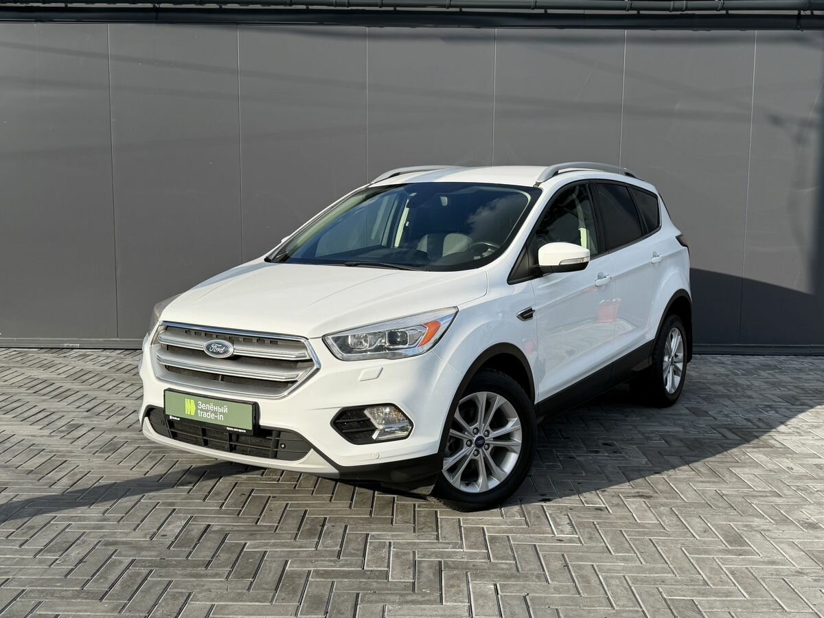 Открыть фотографии: Ford Kuga II Рестайлинг
