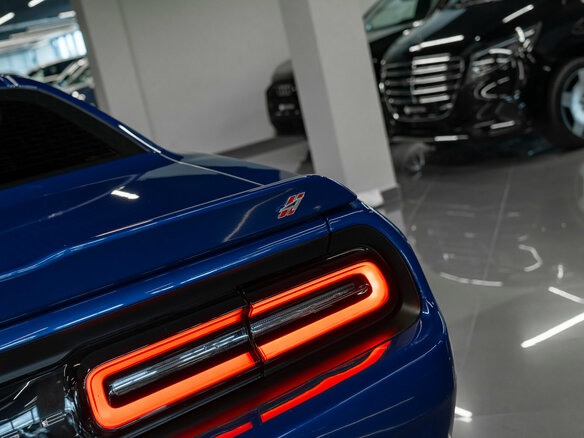 2022 Dodge Challenger III Рестайлинг 2, синий - вид 27