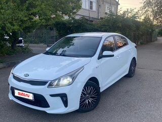 2018 Kia Rio IV, белый, 930000 рублей, вид 1