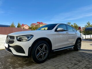 2021 Mercedes-Benz GLC Coupe 220 d I (C253) Рестайлинг, белый, 5400000 рублей, вид 1