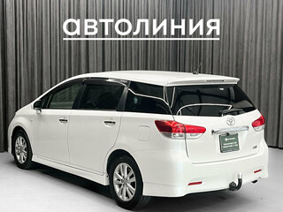 2009 Toyota Wish II, белый, 1250000 рублей, вид 5