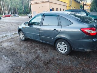 2015 Lada (ВАЗ) Granta I, серебристый, 400000 рублей, вид 3