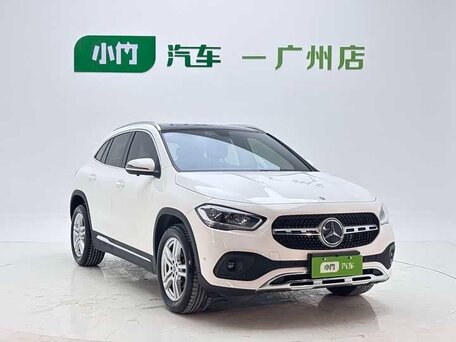 2022 Mercedes-Benz GLA 180 II (H247), белый, 2190000 рублей, вид 1
