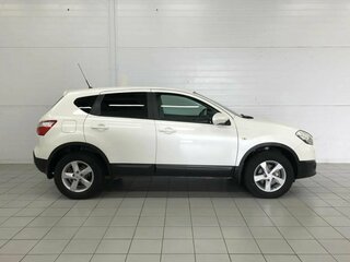 2013 Nissan Qashqai I Рестайлинг, белый, 1305000 рублей, вид 5