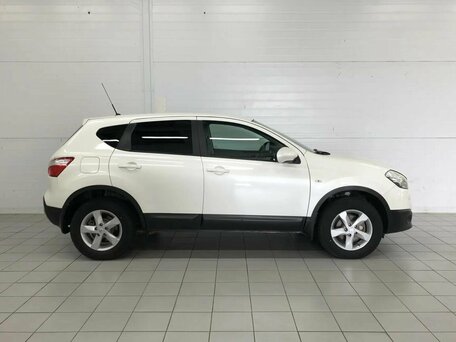 2013 Nissan Qashqai I Рестайлинг, белый, 1290000 рублей, вид 5