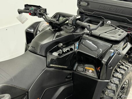 2026 BRP Can-Am Outlander Max 6x6 1000R, чёрный, 2790000 рублей, вид 2