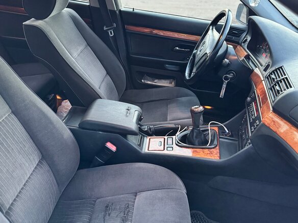 1998 BMW 5 серии 523i IV (E39), серебристый, 470000 рублей - вид 12