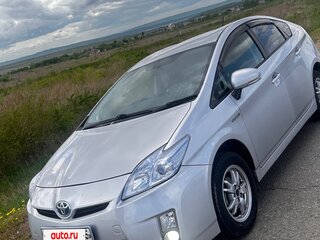 2009 Toyota Prius III (XW30), серебристый, 950000 рублей, вид 3