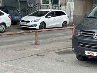 2015 Kia Ceed II Рестайлинг, белый, 1100000 рублей, вид 3