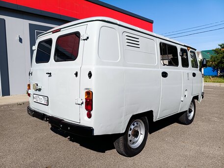 2014 УАЗ 3909, серебристый, 395000 рублей, вид 4
