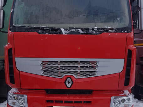 2011 Renault Premium, красный, 1800000 рублей, вид 1