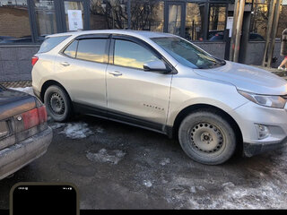 2018 Chevrolet Equinox III, серый, 1900000 рублей, вид 3