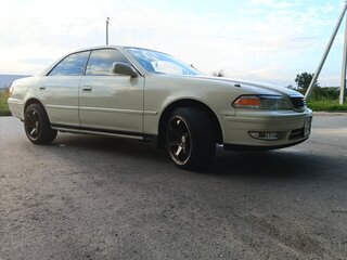 1998 Toyota Mark II VIII (X100), серебристый, 970000 рублей, вид 4