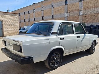 2010 Lada (ВАЗ) 2107, белый, 215000 рублей, вид 4