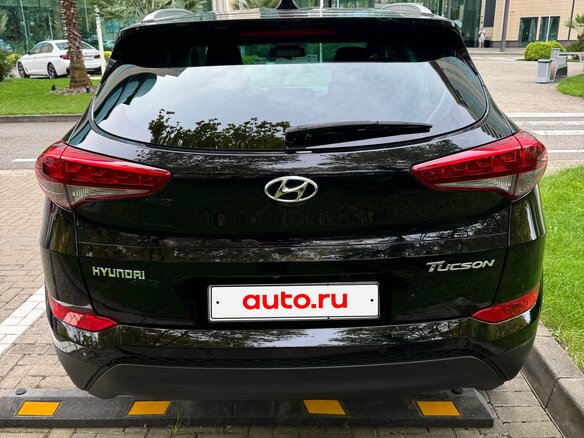 2017 Hyundai Tucson III, чёрный, 2320000 рублей - вид 5