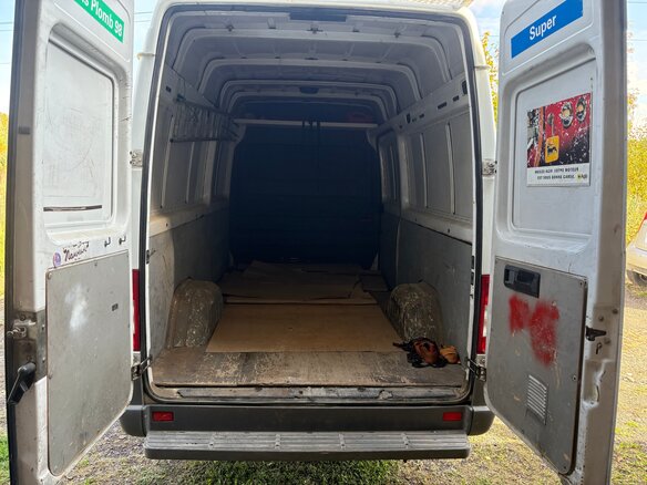 2005 Mercedes-Benz Sprinter, белый, 1450000 рублей - вид 10
