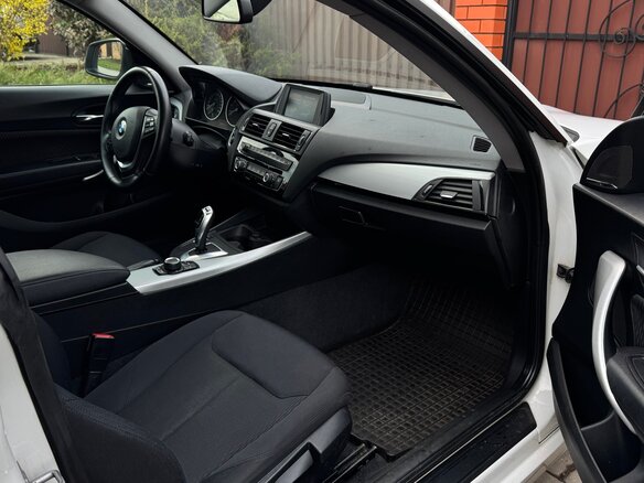 2013 BMW 1 серии 116i II (F20/F21), белый, 1100000 рублей - вид 7
