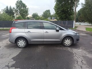 2016 Peugeot 5008 I Рестайлинг, серебристый, 1370436 рублей, вид 3