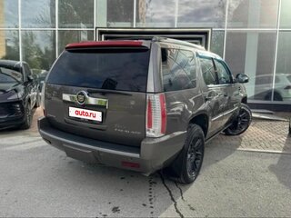 2013 Cadillac Escalade III, коричневый, 2400000 рублей, вид 1