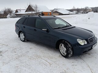 2003 Mercedes-Benz C-Класс 240 II (W203), чёрный, 580000 рублей, вид 3