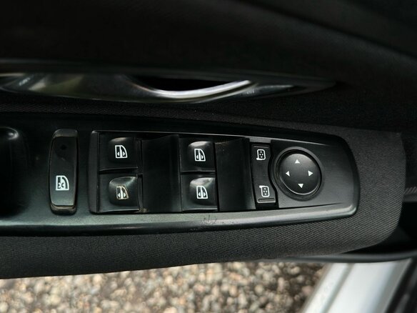 2011 Renault Fluence I, серебристый - вид 12
