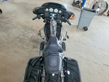 2022 Harley-Davidson Street Glide, чёрный, 1350000 рублей, вид 5