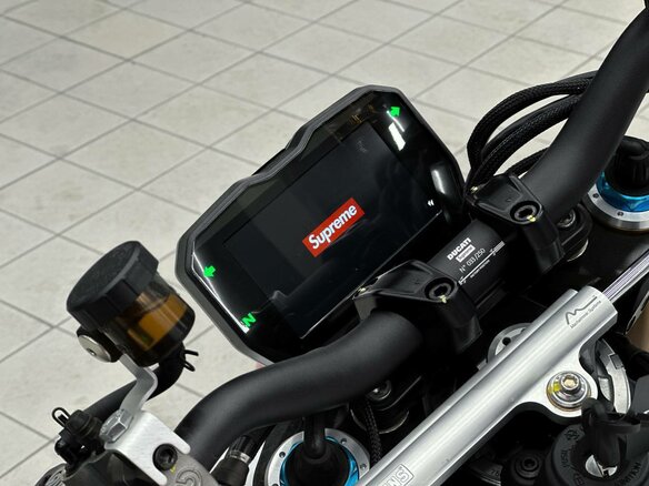 2024 Ducati Streetfighter V4, красный, 5990000 рублей - вид 17