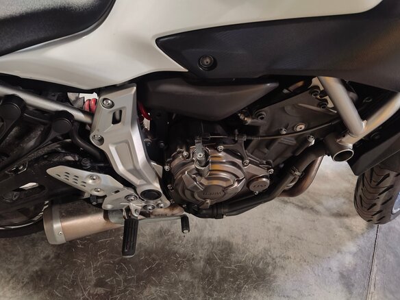 2015 Yamaha MT-07 (FZ-07), белый, 550000 рублей - вид 6