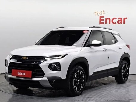2023 Chevrolet TrailBlazer III, белый, 1610000 рублей, вид 1
