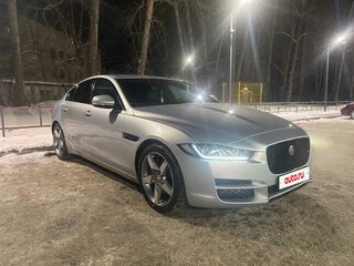 2016 Jaguar XE I, серебристый, 1750000 рублей, вид 1