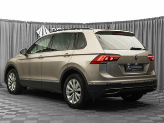 2021 Volkswagen Tiguan II Рестайлинг, коричневый, 2320000 рублей, вид 4