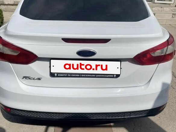 2013 Ford Focus III, белый, 790000 рублей - вид 4