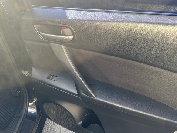 2010 Mazda 3 II (BL), чёрный, 750000 рублей - вид 22