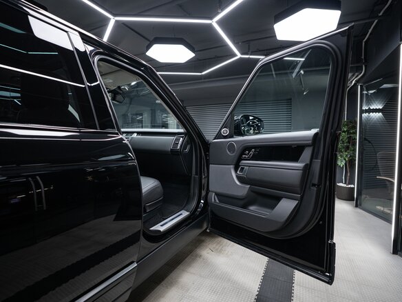 2021 Land Rover Range Rover IV Рестайлинг, чёрный, 8900000 рублей - вид 12