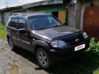 2010 Chevrolet Niva I Рестайлинг, коричневый, 550000 рублей, вид 3