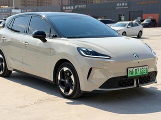 2026 MG 4 EV 42.8 kWh II, бежевый, 1580000 рублей, вид 3