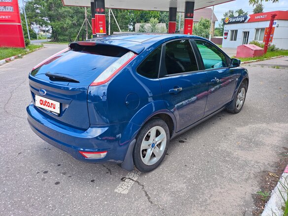 2011 Ford Focus II Рестайлинг, синий - вид 7