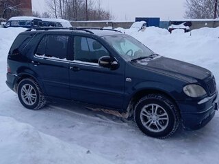 2000 Mercedes-Benz M-Класс 320 I (W163), синий, 770000 рублей, вид 5