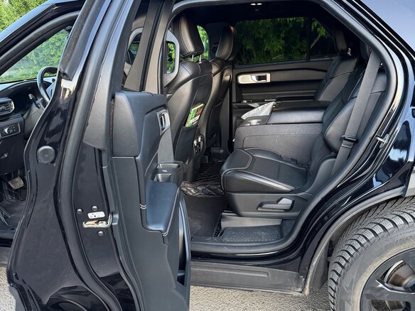 2020 Ford Explorer VI, чёрный, 4700000 рублей - вид 12