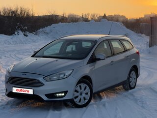 2016 Ford Focus III Рестайлинг, серебристый, 1250000 рублей, вид 3
