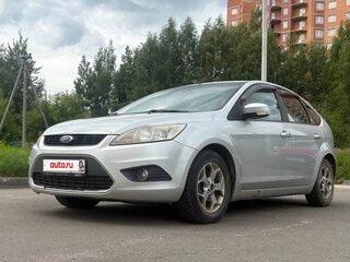 2008 Ford Focus II Рестайлинг, серебристый, 450000 рублей, вид 1