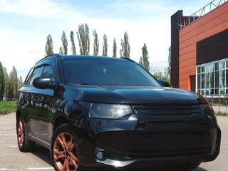2014 Mitsubishi Outlander III, чёрный, 1712000 рублей, вид 1
