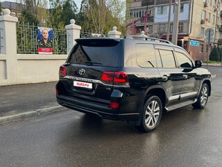 2015 Toyota Land Cruiser 200 Series Рестайлинг 1, чёрный, 4500000 рублей, вид 3