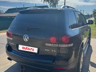 2008 Volkswagen Touareg I Рестайлинг, чёрный, 920000 рублей, вид 2
