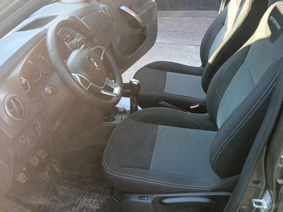 2021 Renault Logan Stepway II Рестайлинг, коричневый, 1149000 рублей - вид 5