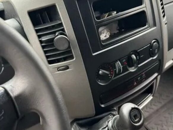 2014 Mercedes-Benz Sprinter, красный, 1700000 рублей - вид 12