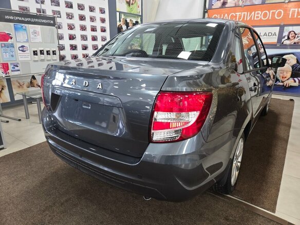 2026 Lada (ВАЗ) Granta I Рестайлинг, серый, 1208000 рублей - вид 6