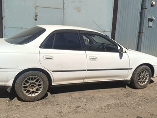 1995 Toyota Carina VI (T190), белый, 320000 рублей, вид 3